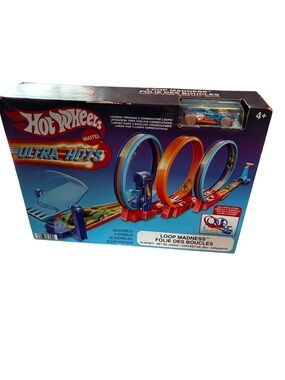 Hot Wheels Ultra Hots Loop Madness Track Set NIB Triple Loop